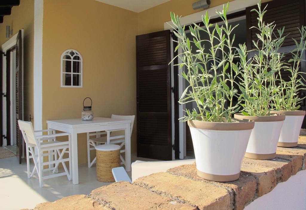 Seafront Calista Beach House With Garden Glyfada  Ngoại thất bức ảnh